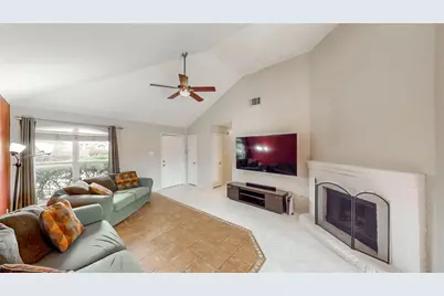 804 Lake Bluff Drive, Flower Mound, TX 75028 - Photo 5