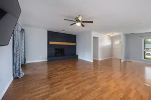 4006 Southridge Dr, Rowlett, TX 75088 - Photo 9