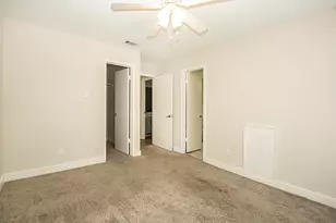 1104 Riverchase Ln, Arlington, TX 76011 - Photo 13