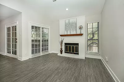1104 Riverchase Lane #204, Arlington, TX 76011 - Photo 11