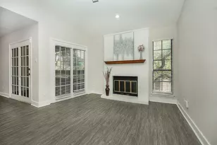1104 Riverchase Ln, Arlington, TX 76011 - Photo 11