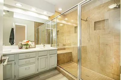 1104 Riverchase Lane #204, Arlington, TX 76011 - Photo 17