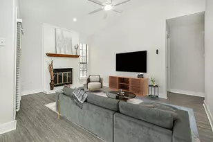 1104 Riverchase Ln, Arlington, TX 76011 - Photo 3