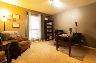 3006 Cromwell Ave, Wichita Falls, TX 76309 - Photo 5