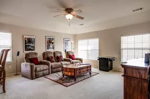 1401 Crutchfield Ln, Lewisville, TX 75077 - Photo 23
