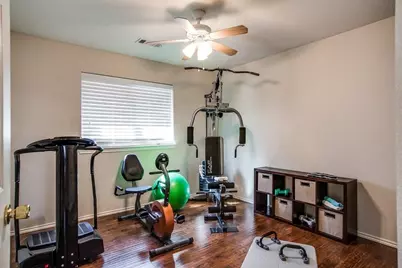 1401 Crutchfield Lane, Lewisville, TX 75077 - Photo 27