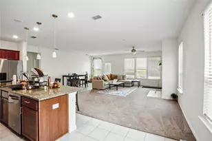604 Bronze Forest Dr, Fort Worth, TX 76131 - Photo 5