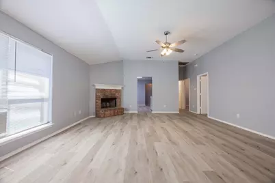 1014 Savage Drive, Denton, TX 76207 - Photo 5
