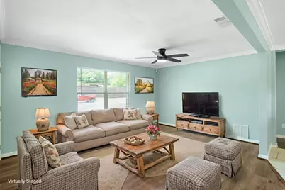 1812 Spring Lake Drive, Mesquite, TX 75149 - Photo 7