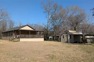 409 Giles St, Mineola, TX 75773 - Photo 17