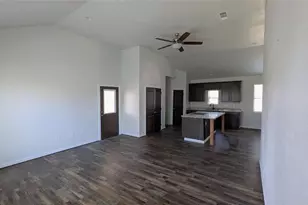 409 Giles St, Mineola, TX 75773 - Photo 3