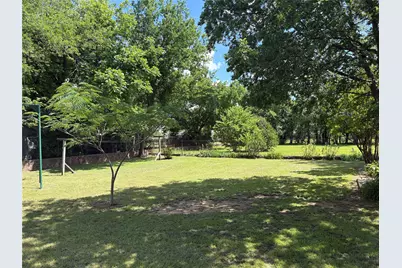 919 W. College Highway, Jacksboro, TX 76458 - Photo 5