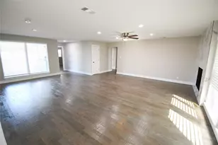 1422 Addington St, Irving, TX 75062 - Photo 7