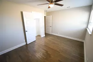 1422 Addington St, Irving, TX 75062 - Photo 23