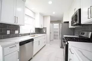 1422 Addington St, Irving, TX 75062 - Photo 5
