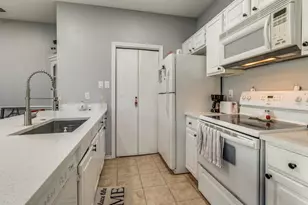 7340 Skillman St, Dallas, TX 75231 - Photo 5