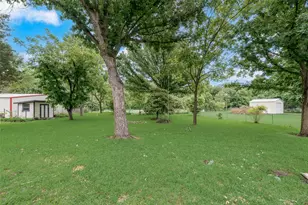 208 Lorene Dr, Red Oak, TX 75154 - Photo 33
