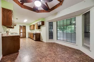 208 Lorene Dr, Red Oak, TX 75154 - Photo 11