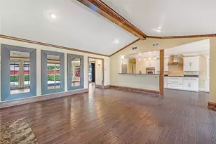 6109 Highgate Ln, Dallas, TX 75214 - Photo 15