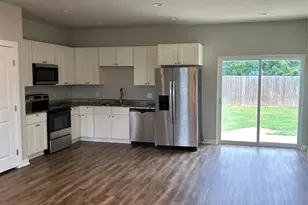 3840 Skylane Ave, Corsicana, TX 75110 - Photo 3