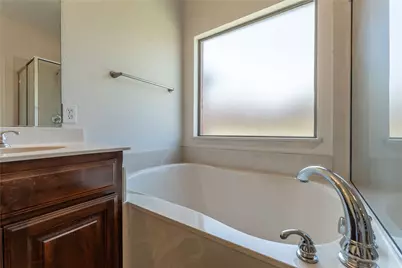 2401 Spruce Springs Way, Fort Worth, TX 76177 - Photo 27