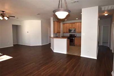808 Royal Oak Lane, Burleson, TX 76028 - Photo 5