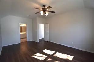 808 Royal Oak Ln, Burleson, TX 76028 - Photo 21
