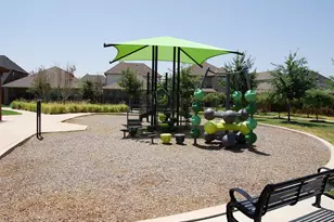 2133 Bonnell St, Carrollton, TX 75010 - Photo 25