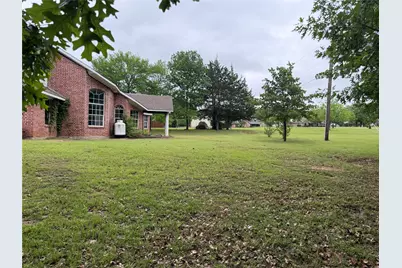 4855 Woodlawn Road, Sherman, TX 75090 - Photo 3