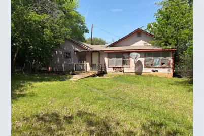 619 W College Street, Jacksboro, TX 76458 - Photo 3