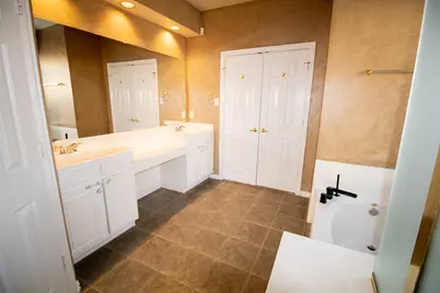 7800 Pirate Point Circle, Arlington, TX 76016 - Photo 13