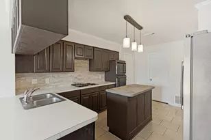 8400 Golf Club Cir, Fort Worth, TX 76179 - Photo 9