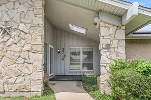3705 Flamingo Ln, Irving, TX 75062 - Photo 25