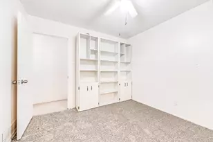 3705 Flamingo Ln, Irving, TX 75062 - Photo 17