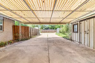 3705 Flamingo Ln, Irving, TX 75062 - Photo 27