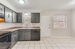 1726 W Sanford St, Arlington, TX 76012 - Photo 5