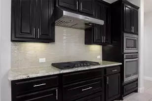 604 Winehart St, Lewisville, TX 75056 - Photo 13