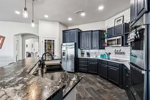 2100 Gene Ct, Granbury, TX 76048 - Photo 19