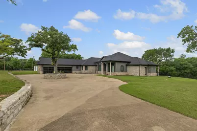 2100 Gene Court, Granbury, TX 76048 - Photo 5