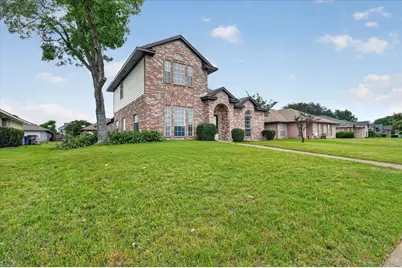 1325 Rosewood Lane, Lancaster, TX 75146 - Photo 3