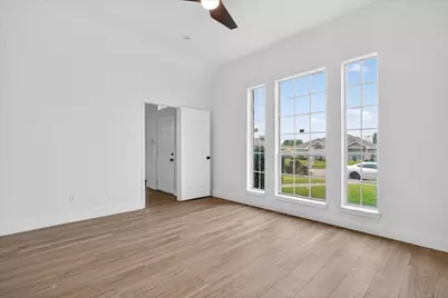 1325 Rosewood Lane, Lancaster, TX 75146 - Photo 13