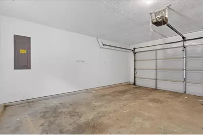 1325 Rosewood Lane, Lancaster, TX 75146 - Photo 31