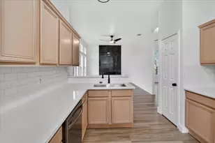 1325 Rosewood Ln, Lancaster, TX 75146 - Photo 19