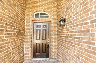 9505 Cypress Lake Dr, Fort Worth, TX 76036 - Photo 3