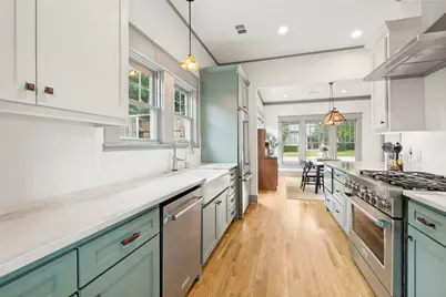 701 Dumont Street, Dallas, TX 75214 - Photo 11