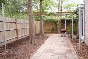 1440 Creekbank Dr, Lewisville, TX 75067 - Photo 13