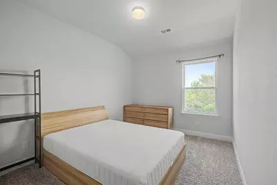 537 Hutchinson Lane, Lewisville, TX 75077 - Photo 21