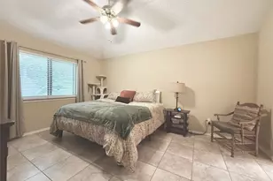 1437 Hampton Rd, Grapevine, TX 76051 - Photo 11