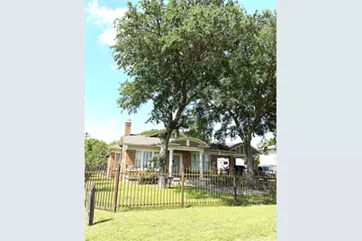 406 Walnut Street, Forreston, TX 76041 - Photo 3