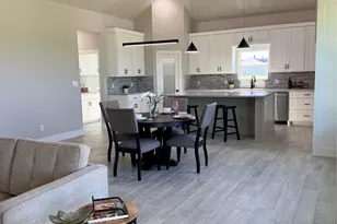 501 Alondrita St, Celeste, TX 75423 - Photo 23